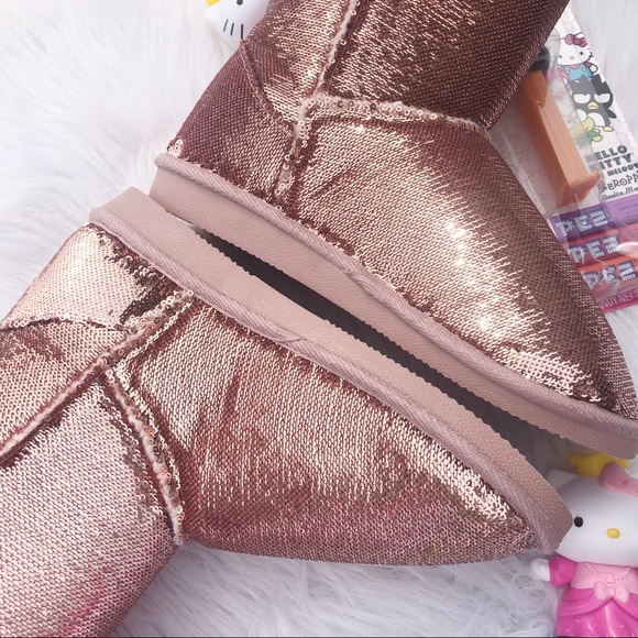 Women’s Pink sequin and faux fur boots - Picture 7 of 8